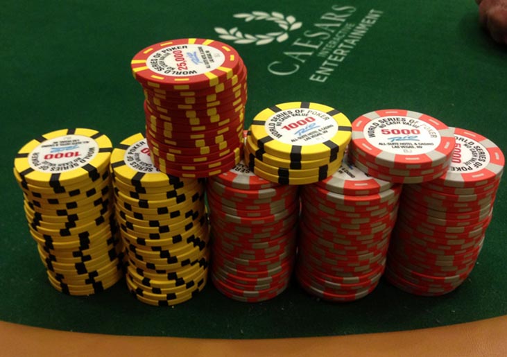 Стопка фишек