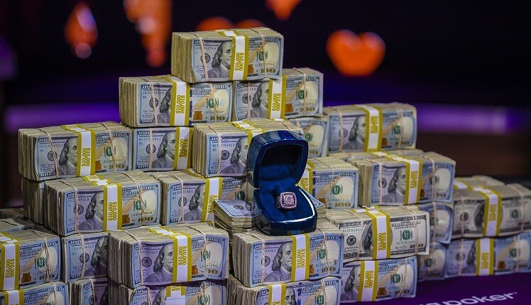 Айзек Хекстон завоевал победу в турнире Super High Roller Bowl Айзек Хекстон завоевал победу в турнире Super High Roller Bowl