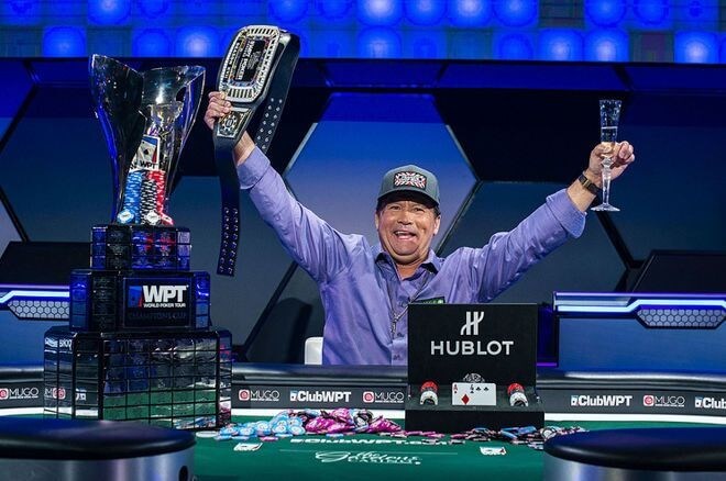 Американец выиграл турнир WPT благодаря куриному крылышку Американец выиграл турнир WPT благодаря куриному крылышку